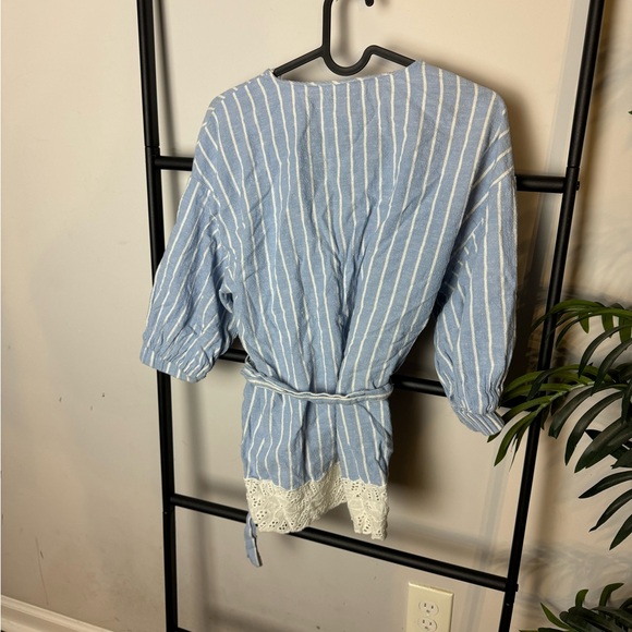 Zara Top striped blue and white - Picture 4 of 4